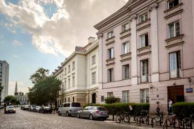 DYSCYPLINA EKONOMIA I FINANSE UW Z KATEGORIĄ A+