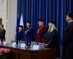 20240706_WNE_Graduacja_0041_KR5_2166_fot_KrystianSzczesny.jpg