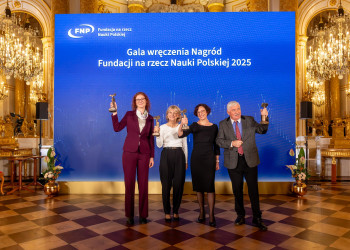 251203_Nagrody_FNP_0900-Poprawione-Szum.jpg