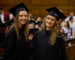 20250705_UW_WNE_Graduacja_KS_0040_KR525373.jpg