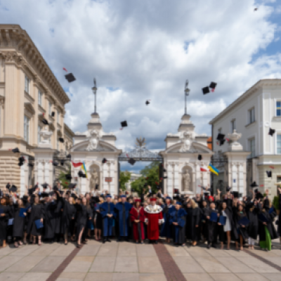 Obraz Uroczystość Graduacji Absolwentów Wydziału Nauk Ek…