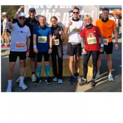 Obraz Biegacze WNE w 20. Półmaratonie Warszawskim